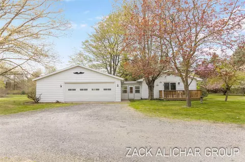 15108 Van Buren, West Olive, MI 49460