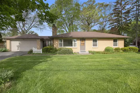 671 Oakhurst, Grand Rapids, MI 49504