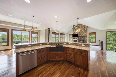 Kitchen - 6809 Farm, Jackson, MI 49201 photo 4 of 7