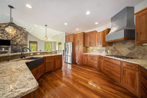 Kitchen - 6809 Farm, Jackson, MI 49201 photo 1 of 7