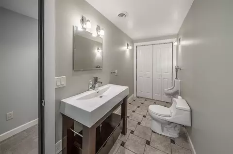 Bath - 6809 Farm, Jackson, MI 49201 photo 4 of 7