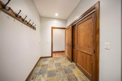 Entry Way - 6809 Farm, Jackson, MI 49201 photo 4 of 4