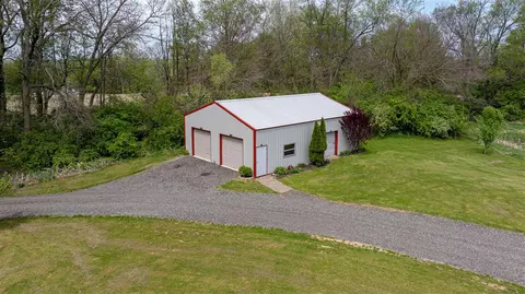 Exterior - 6809 Farm, Jackson, MI 49201 photo 4 of 15