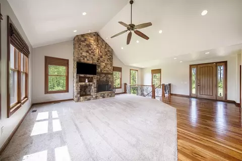 Living - 6809 Farm, Jackson, MI 49201 photo 1 of 16