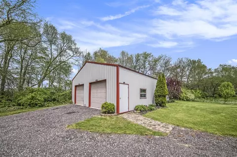 Exterior - 6809 Farm, Jackson, MI 49201 photo 6 of 15