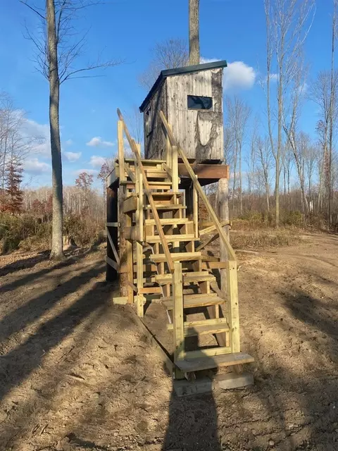 N Sherman, Lake, MI 48632