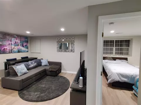 Bedroom - 1138 Fairways #60, Troy, MI 48085 photo 4 of 4