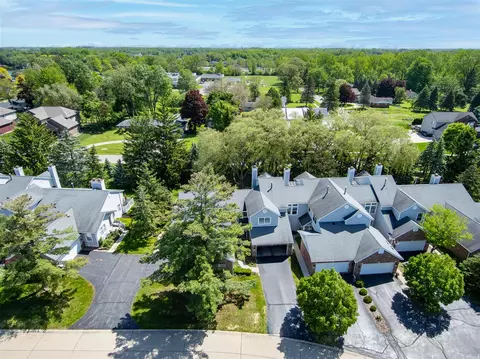 View/Area - 1138 Fairways #60, Troy, MI 48085 photo 1 of 2