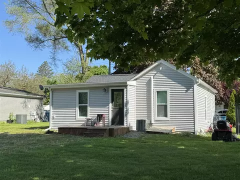 334 Perkins St, Coldwater, MI 49036 photo 2