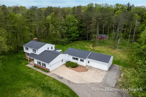 6139 76th, Caledonia, MI 49316