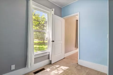 707 S Oak, Buchanan, MI 49107 photo 21