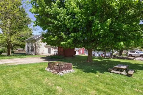 707 S Oak, Buchanan, MI 49107 photo 34