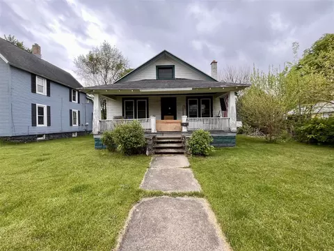 525 Main, Dowagiac, MI 49047