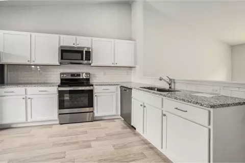 Kitchen - 615 Oklahoma, Three Rivers, MI 49093 photo 2 of 3