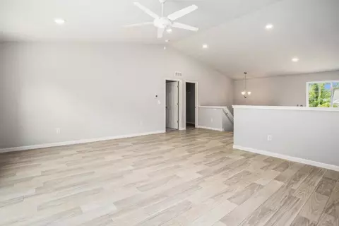 Living - 615 Oklahoma, Three Rivers, MI 49093 photo 2 of 2