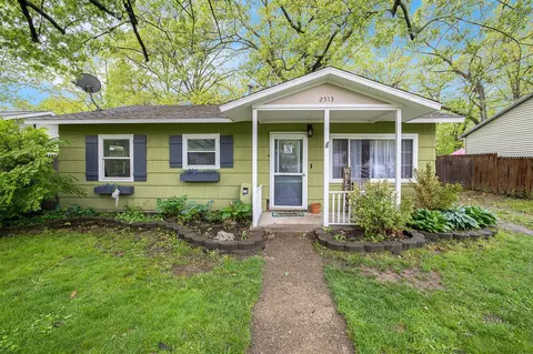 2513 Laredo, Kalamazoo, MI 49004