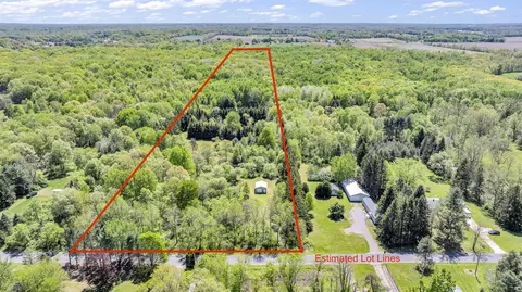 2767 Kinneville, Leslie, MI 49251