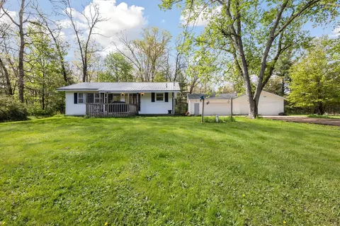 4110 E 8th, White Cloud, MI 49349 photo 3