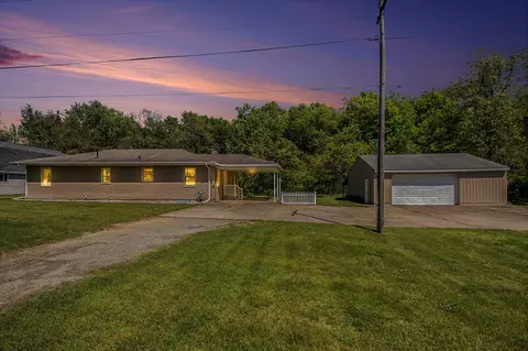 2007 Pucker St, Niles, MI 49120