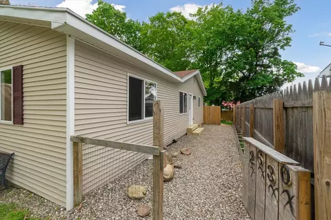 2630 Lansing, Crystal, MI 48818 photo 9