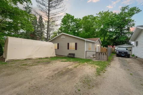 2630 Lansing, Crystal, MI 48818 photo 28