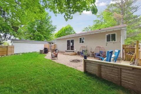 2630 Lansing, Crystal, MI 48818 photo 3