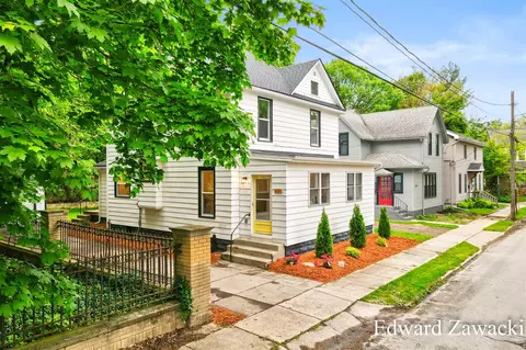 111 Luton, Grand Rapids, MI 49506