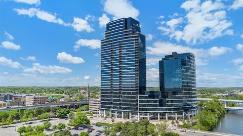 335 Bridge #1203, Grand Rapids, MI 49504