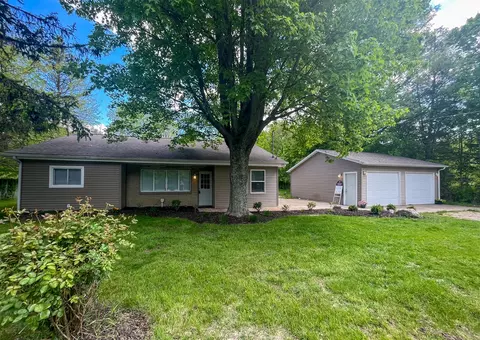 70796 M 43, South Haven, MI 49090