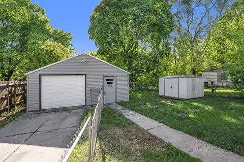 914 Dwight, Kalamazoo, MI 49048 photo 16