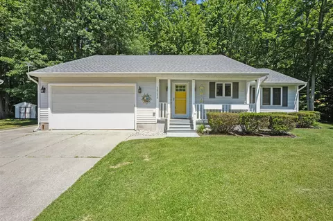 16255 Hemlock, Spring Lake, MI 49456
