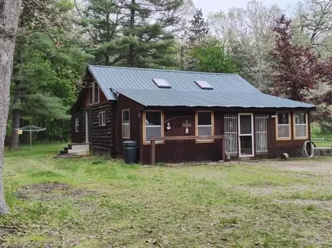 9022 128th, Montague, MI 49437
