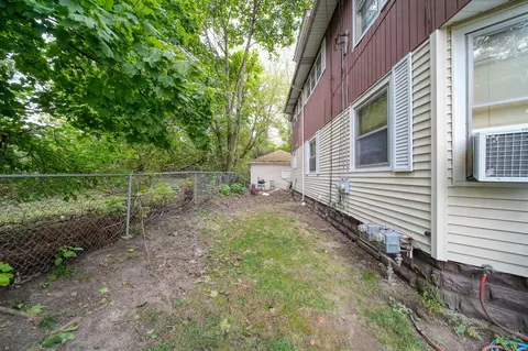 Exterior - 930 Orchard, Jackson, MI 49203 photo 10 of 12