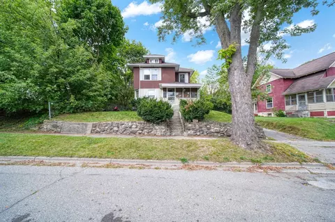 Exterior - 930 Orchard, Jackson, MI 49203 photo 2 of 12