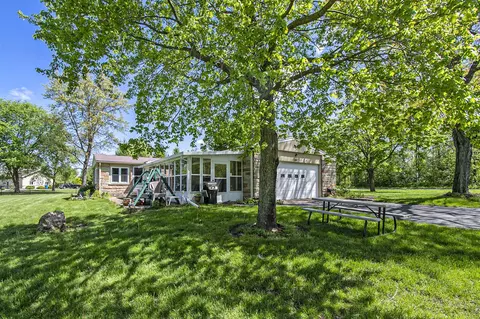 Exterior - 5800 Lansing, Jackson, MI 49201 photo 5 of 11