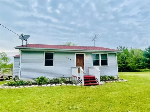1440 Howard City-edmore, Six Lakes, MI 48886