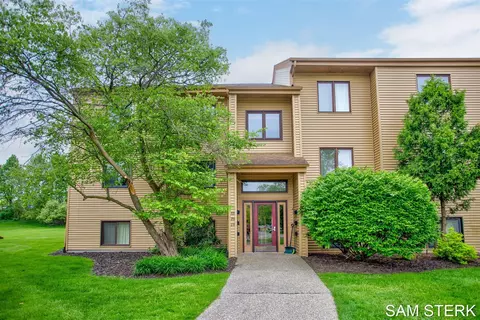 300 Farington #33, Holland, MI 49423