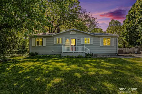 989 Maple, Ada, MI 49301 photo 24
