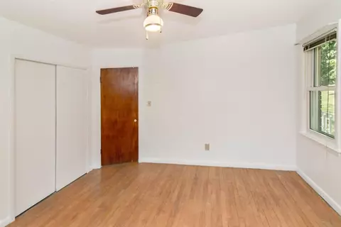 Bedroom - 7265 Dexter Ann Arbor, Dexter, MI 48130 photo 4 of 6