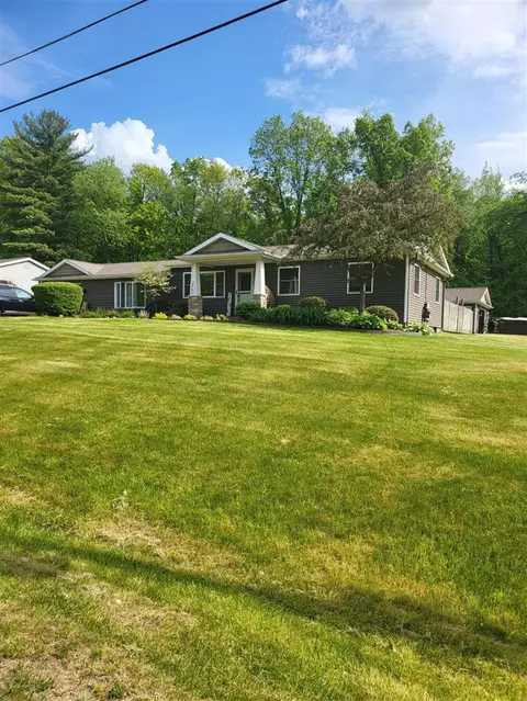 2565 Dan, Jackson, MI 49201 photo 3