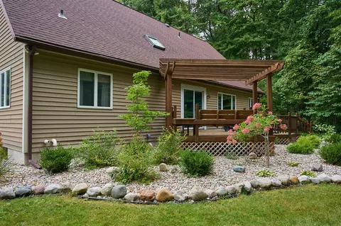 71213 State Line, Edwardsburg, MI 49112