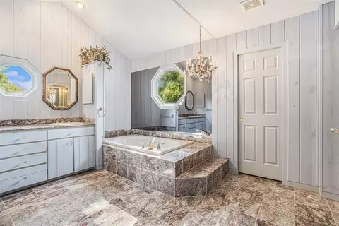 Bath - 11368 Baseline, Hickory Corners, MI 49060 photo 3 of 4