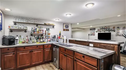 Kitchen - 49151 Diane #136, Macomb, MI 48042 photo 4 of 4