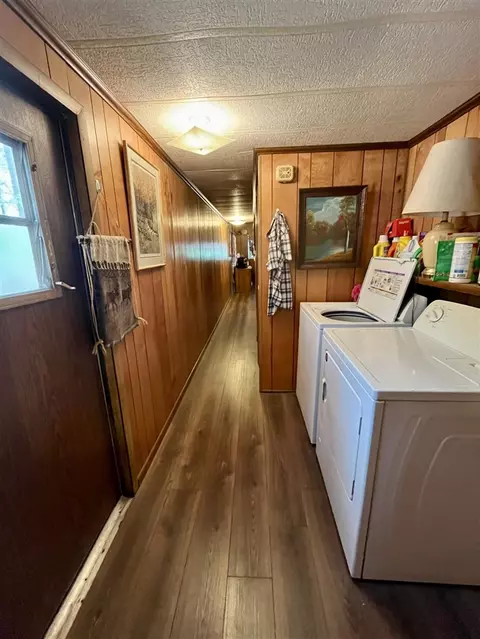 Entry Way - 6804 W Deerpath, Evart, MI 49631 photo 2 of 2