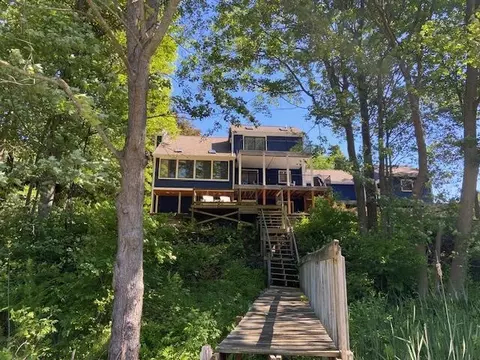 16334 Highland, Spring Lake, MI 49456