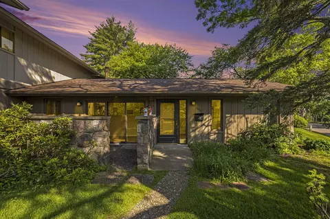 3826 Greenleaf, Kalamazoo, MI 49008