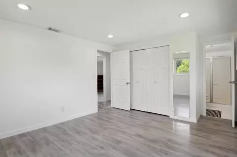 Bedroom - 5871 Squires, Jackson, MI 49201 photo 2 of 3