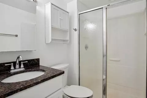 Bath - 5871 Squires, Jackson, MI 49201 photo 4 of 5