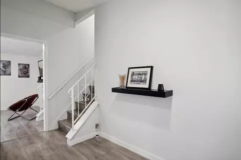 Entry Way - 5871 Squires, Jackson, MI 49201 photo 6 of 6