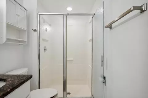 Bath - 5871 Squires, Jackson, MI 49201 photo 3 of 5